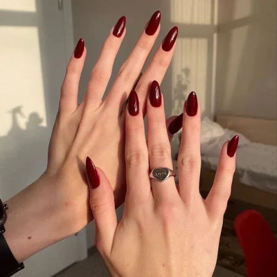 2 Set Hott Nails 💅